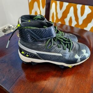 Under Armour Youth Baseball Cleats size 1
